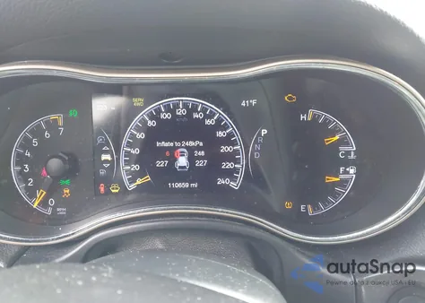 2017 Jeep Grand Cherokee Limited 4X4 z USA, uszkodzony, nr VIN 1C4RJFBG3HC831441